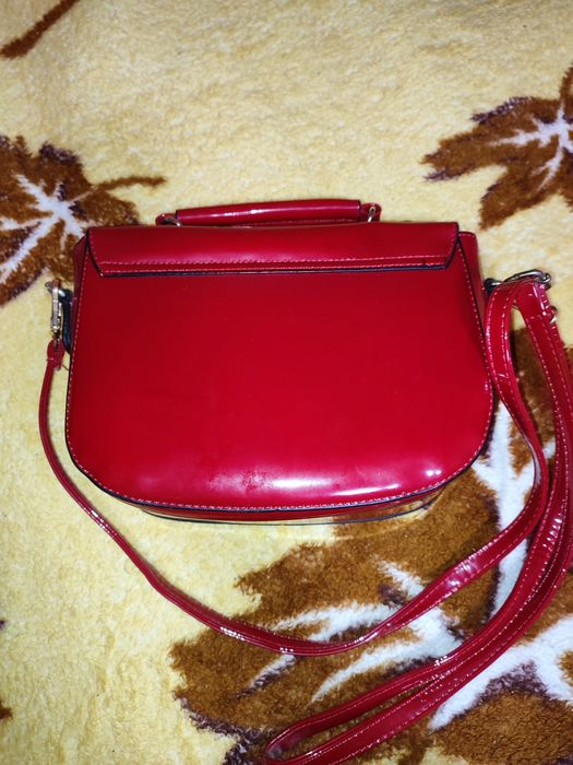 Клатч, сумка (лаковий і шкіряний)