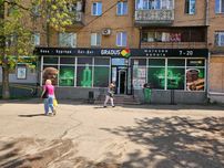 Космонавтів зуп. "Світанок" 180 кв.м. прохідняк фасад ТОП місце
