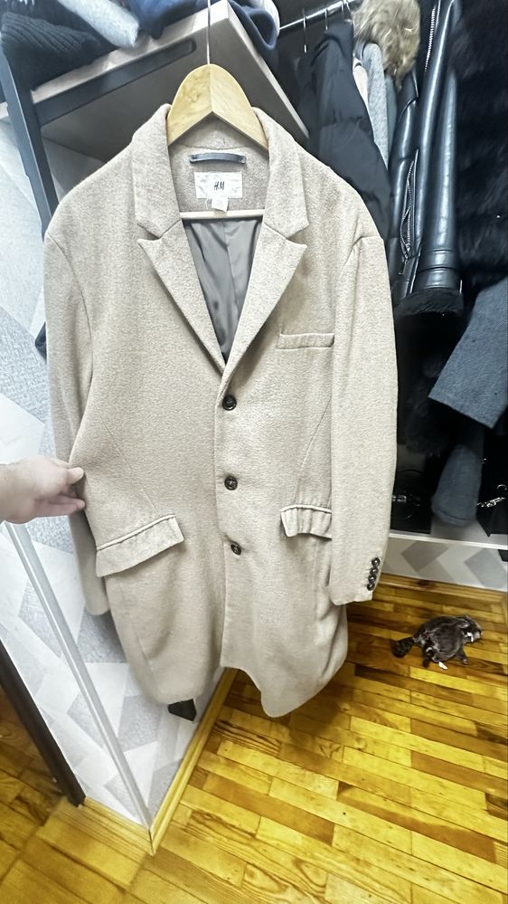 Бежевое пальто  H&M мужское XL