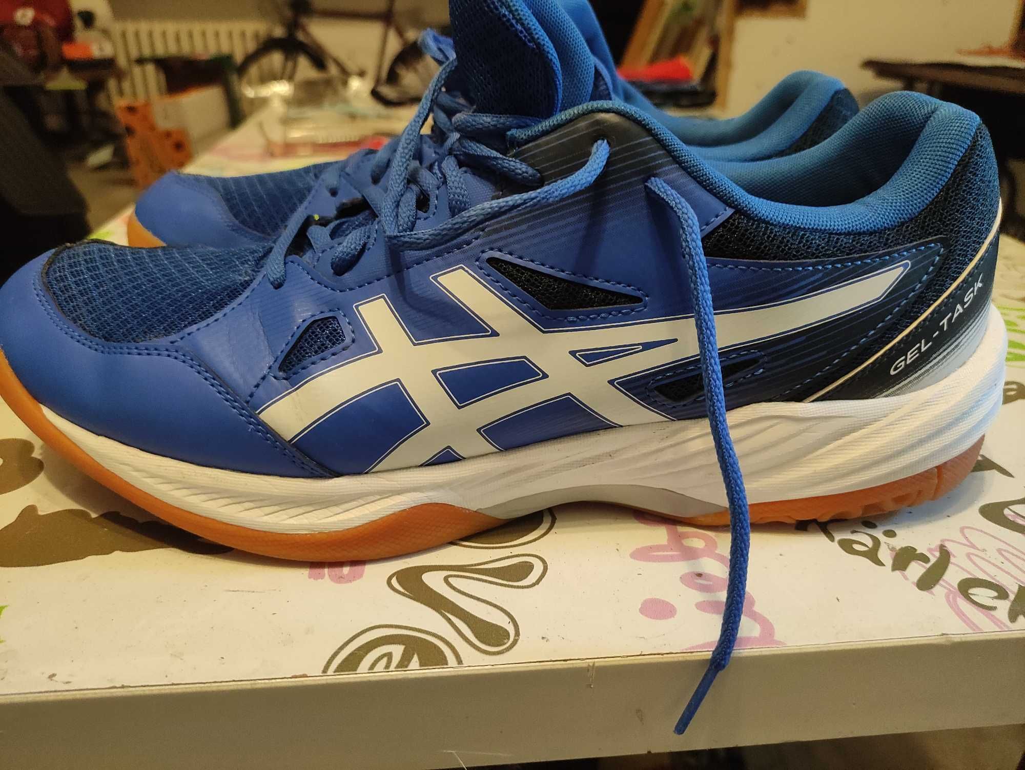 Buty Asics Gel- Task 3