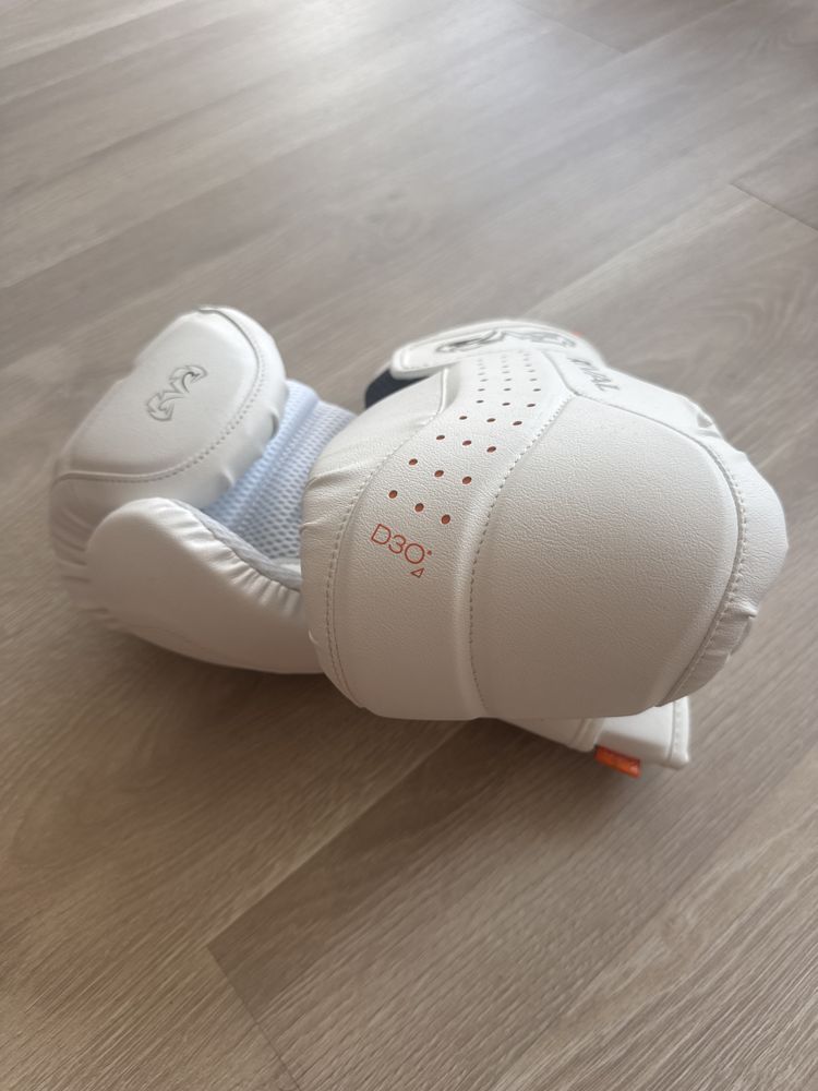 Vendo luvas boxe de saco D3O Rival NOVAS (Kickboxing, Muay Thai, MMA)