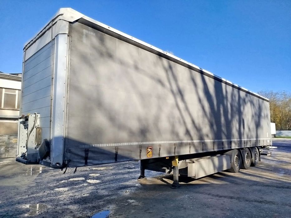 Schmitz Cargobull SCB*S3T  Naczepa Schmitz Cargobull z windą DHollandia