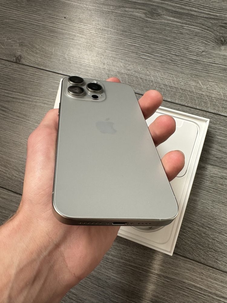 Iphone 15pro max Idealny