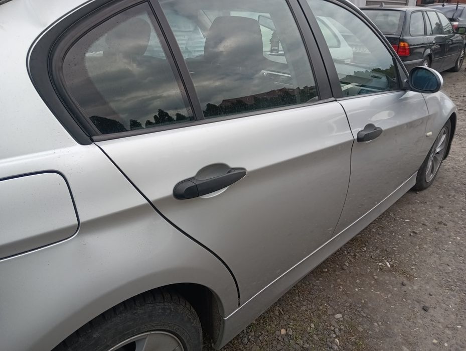 BMW E90 E91 drzwi 354/7 TITANSILBER prawy przód tył lewy tylne przedni
