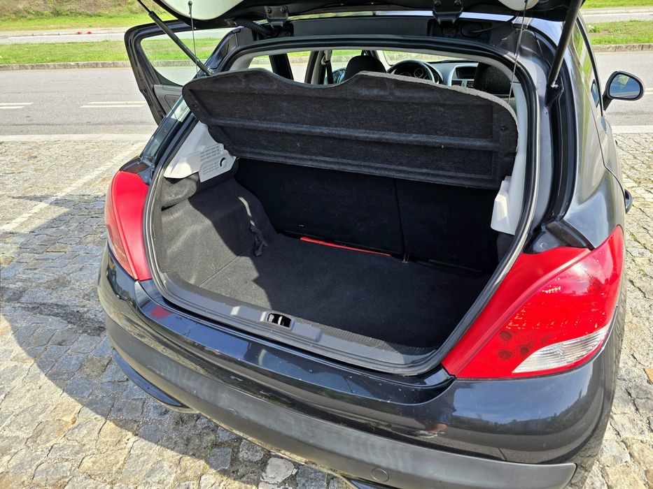 Peugeot 207 1.6hdi 5 lugares