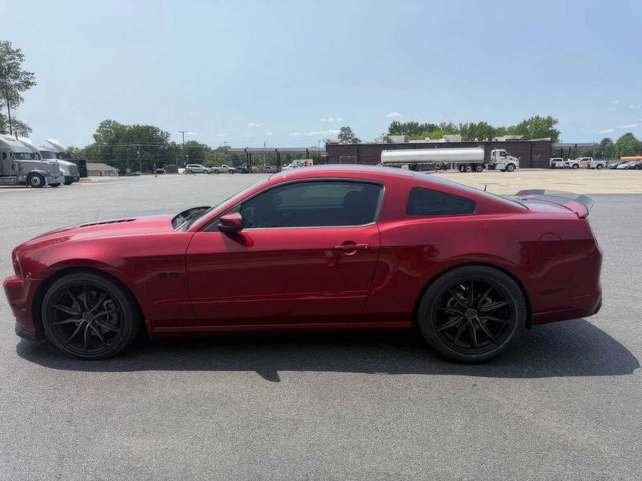 Ford Mustang GT Premium      2014