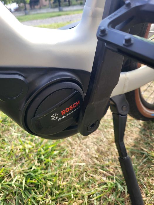Rower Elektryczny CUBE TOURING HYBRID PRO Rama 62 XL, Wzrost 185-200cm
