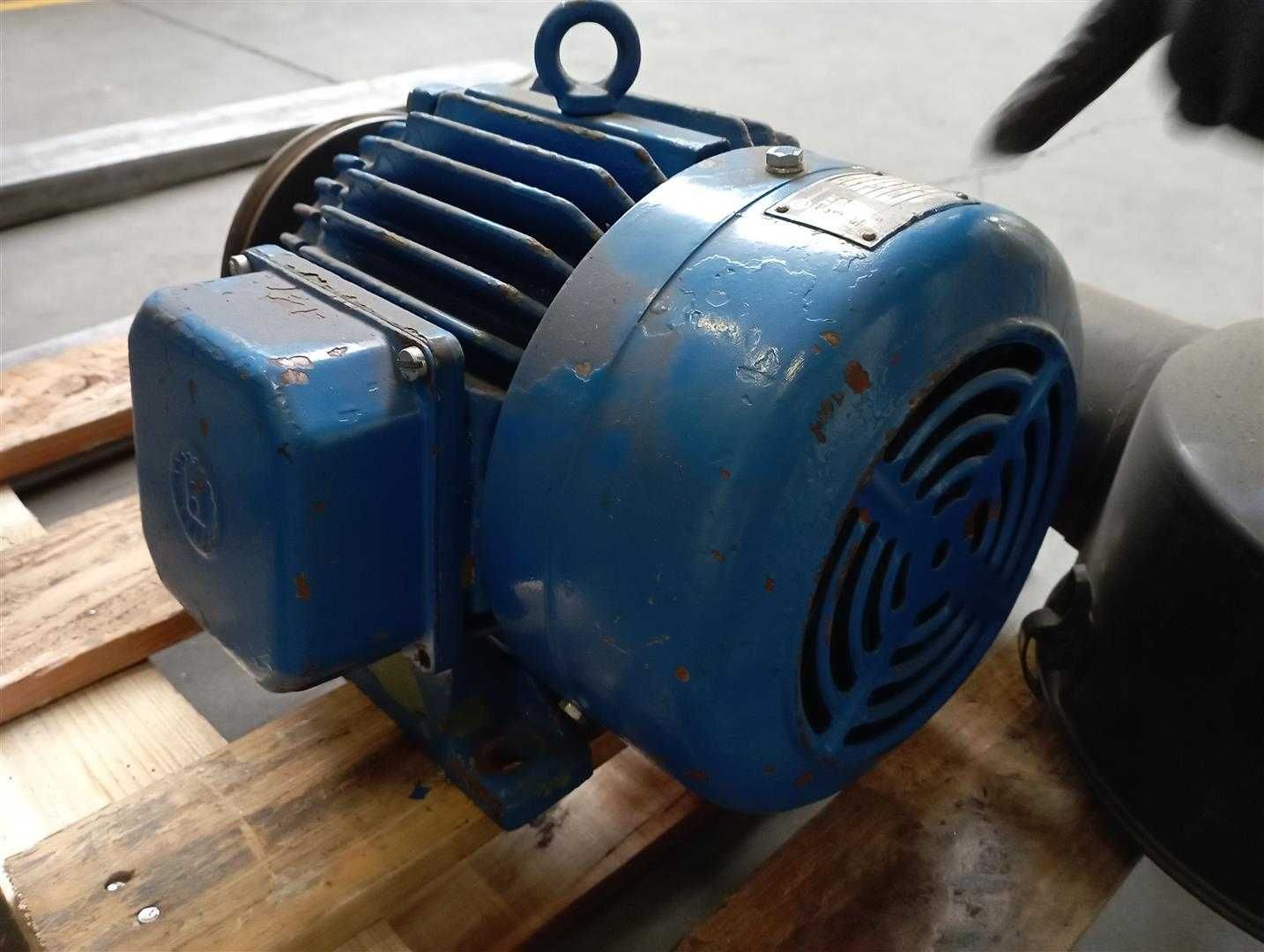 SPRAWNY!!! Silnik elektryczny BAUKNECH 3kW 2860rpm S011597