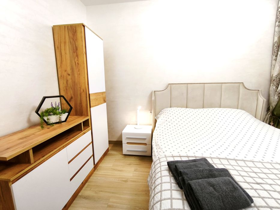 От хозяина! Двухкомнатная квартира на цокольном этаже 35 жемчужины