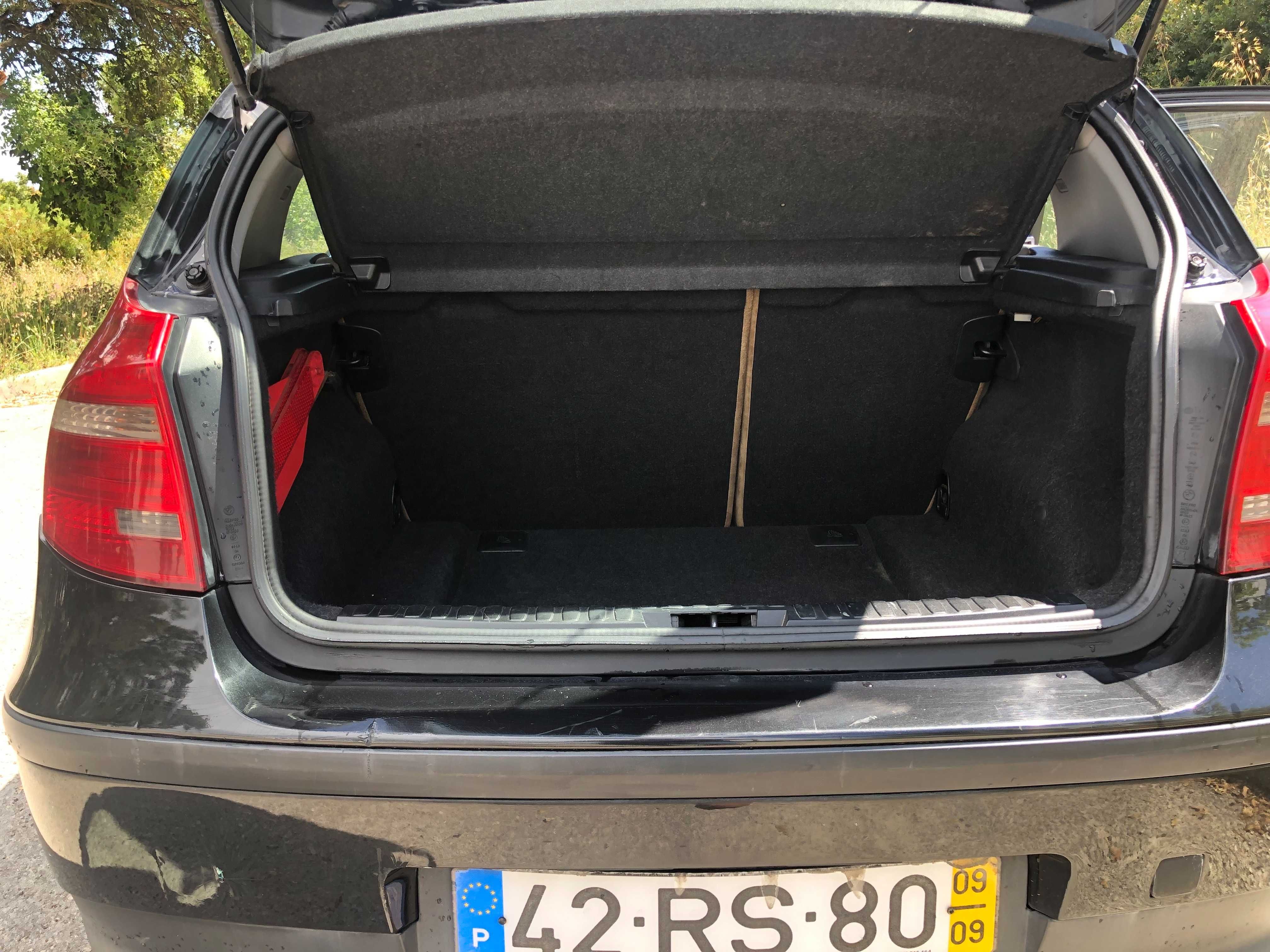 BMW    118  2.0 D