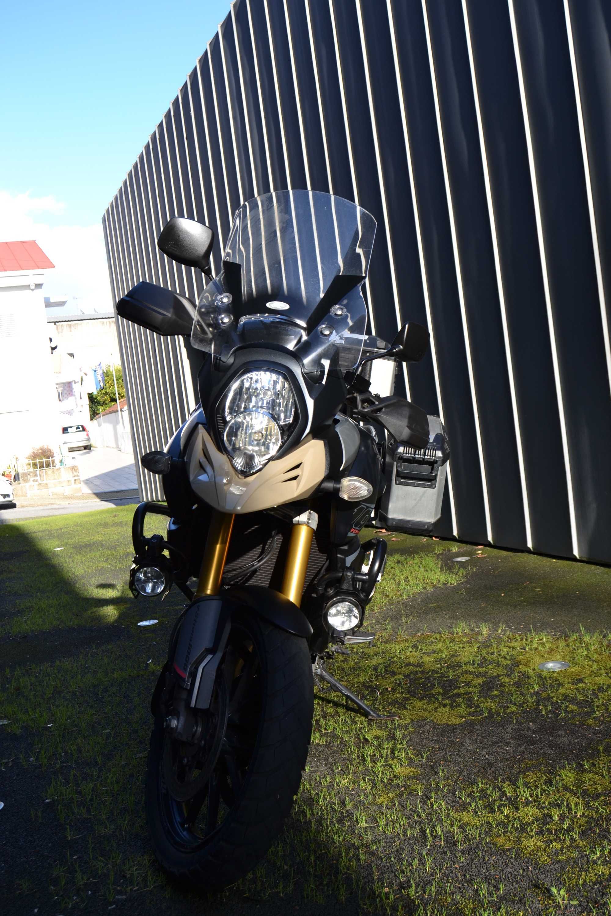 Suzuki V Strom 1000