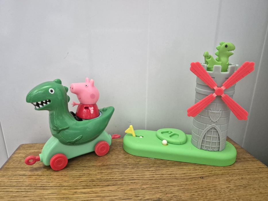 Фігурки герої і аксесуари до комплектів Свинка Пеппа Peppa Pig