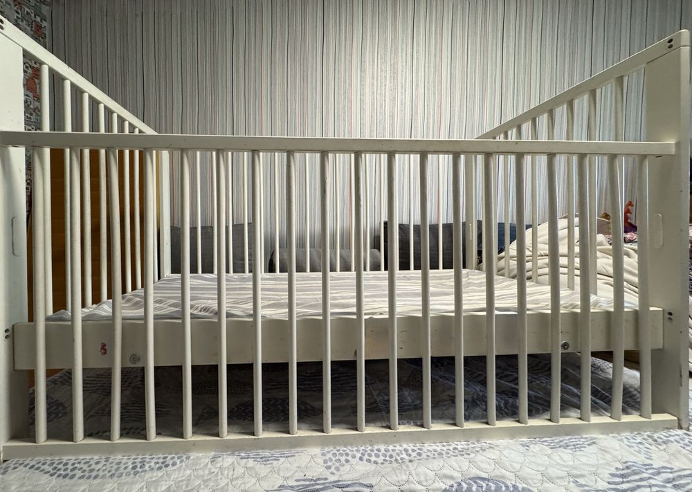 Дитяче/підліткове ліжко Ikea, 140 см