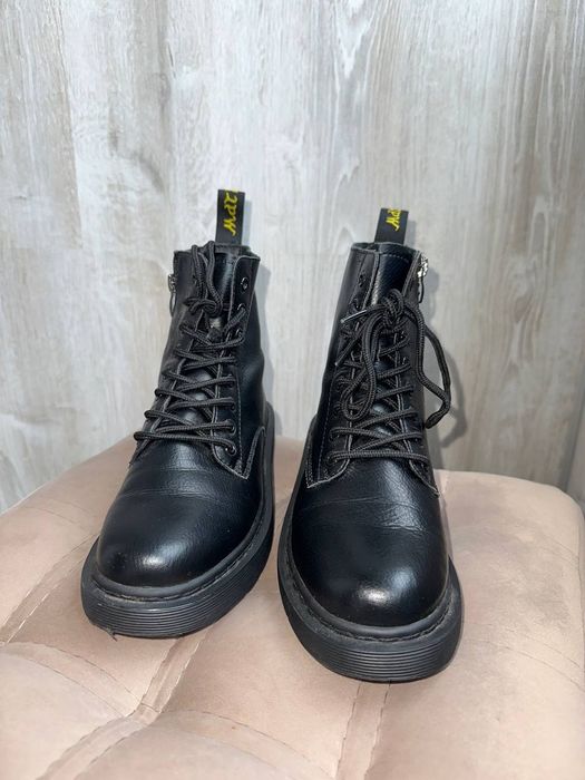 Ботинки женские..