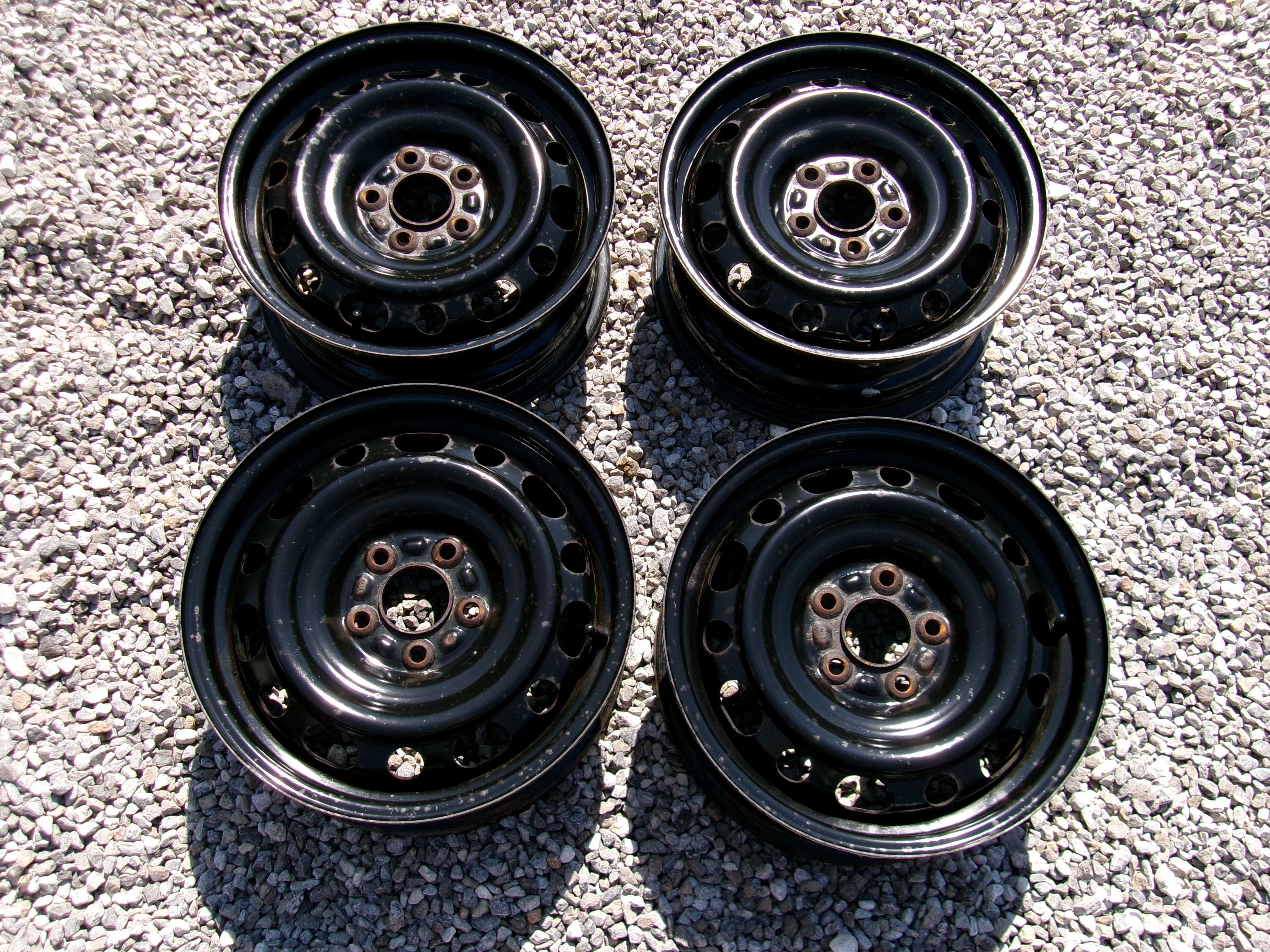 Felgi stalowe 16 5x114,3 Mazda 3 CX-3