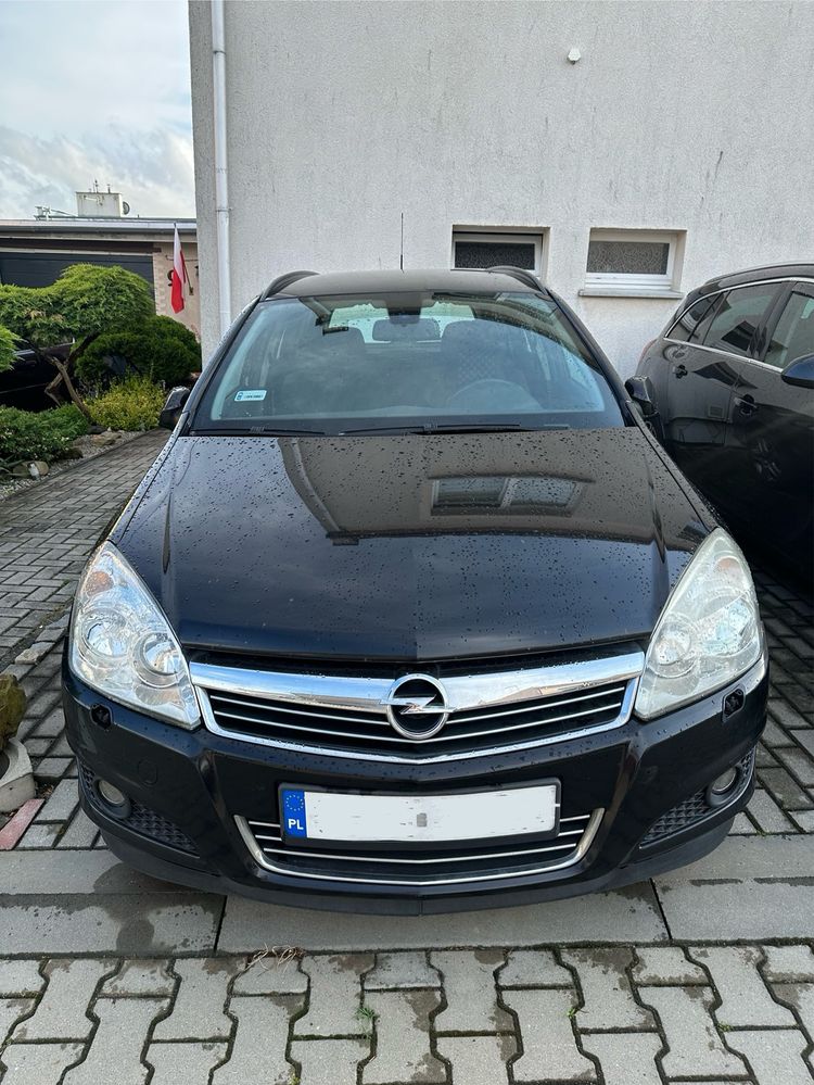 Opel Astra H 1.9 cdti 2008rok