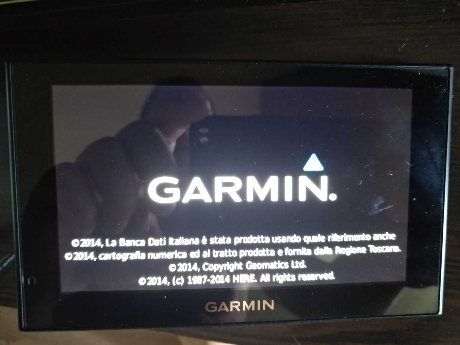 GPS Навигатор GARMIN nuvi 2589LMT