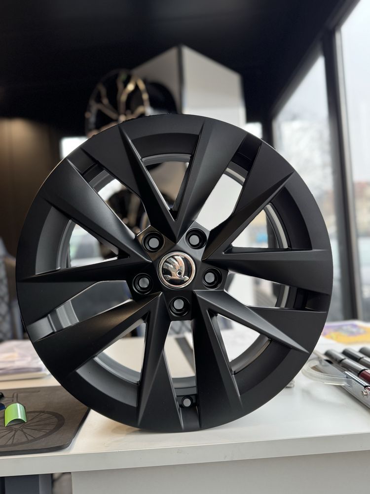 Komplet Alu Felg Skoda 17’ 5x112 57.1 Octavia i inne