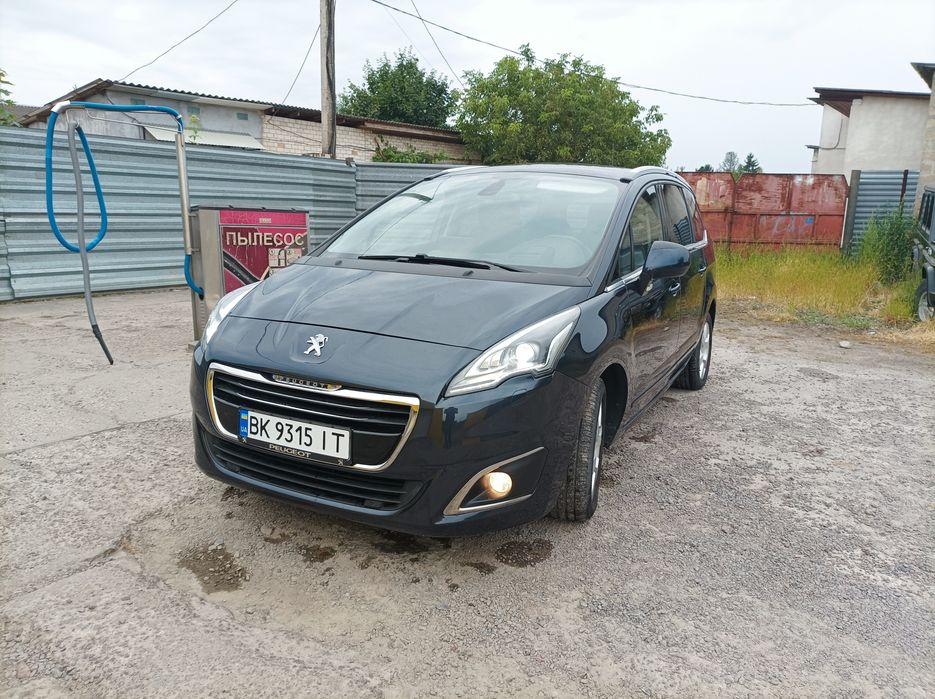 Пежо 5008 1.6 HDI