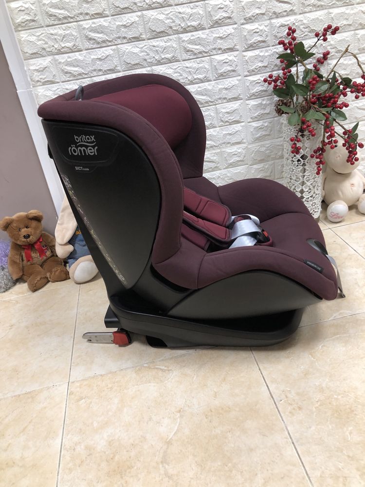 Автокрісло Britax Romer TRIFIX2 i-SIZE Група 1 (9-18 кг) детское