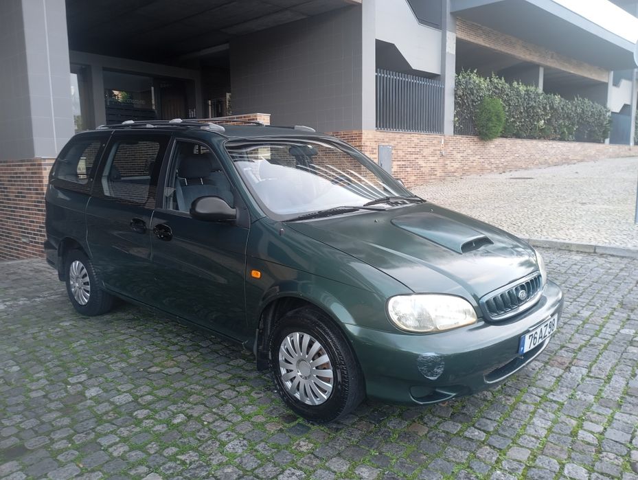 Kia carnival caixa automática 7 lugares 2.9 disel