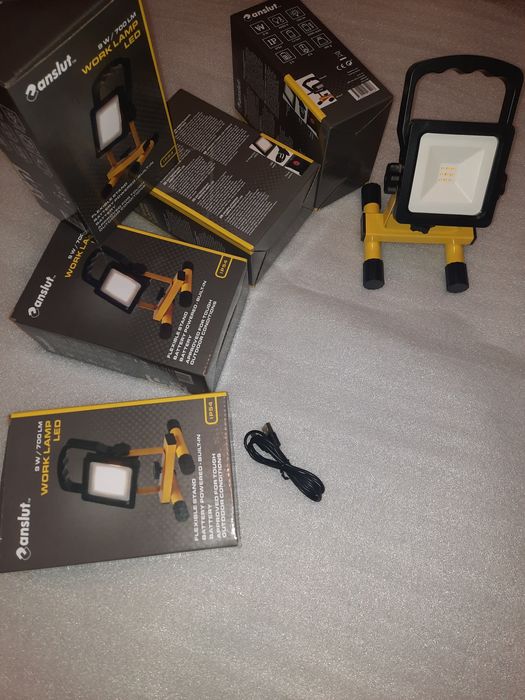 Акамуляторна лед LED лампа ностольна переносна на аккамуляторі