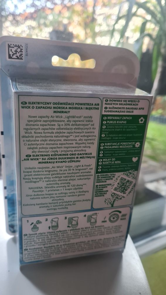 Air Wick Essential Pils / wtyczka elektryczna + wkład zapachowy