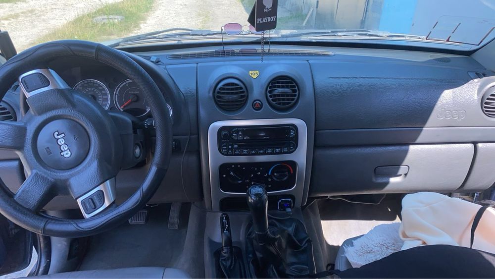 Jeep Cheroke kj 2006р 2.8crd