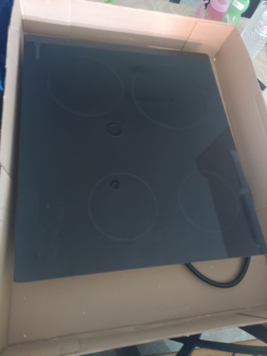 Placa de Vitrocerâmica INDESIT RI 161 C