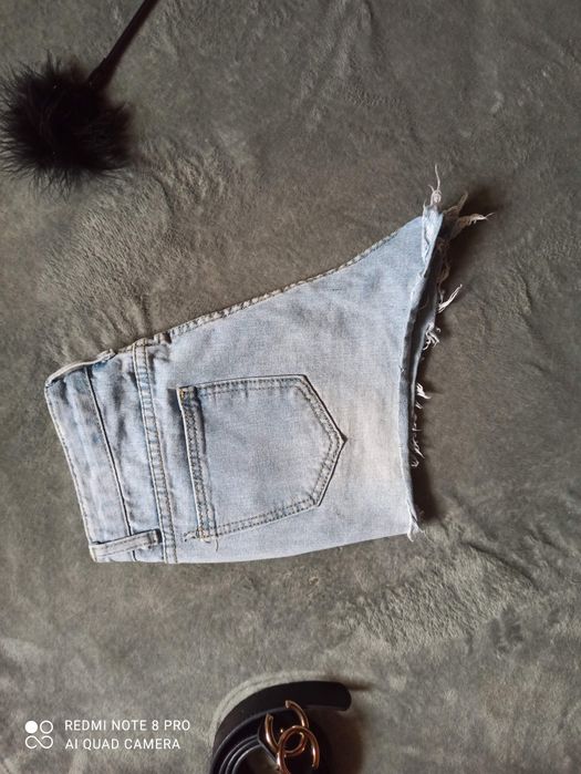 Джинсові шорти жіночі короткі