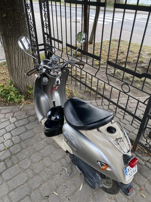 Скутер Yamaha Vino 2t