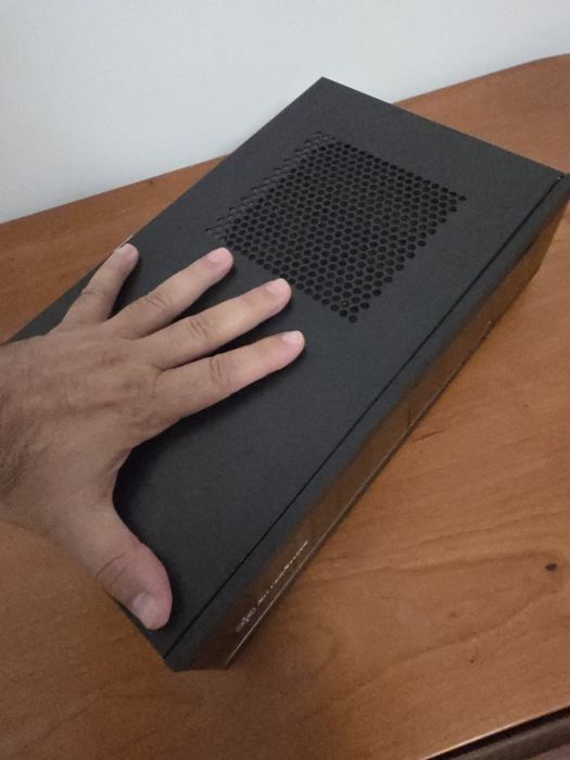 Desktop Pc Low Cost Itx - I5 7400, 16Gb Ram, 256Gb SSD, Amd R7 430 2Gb