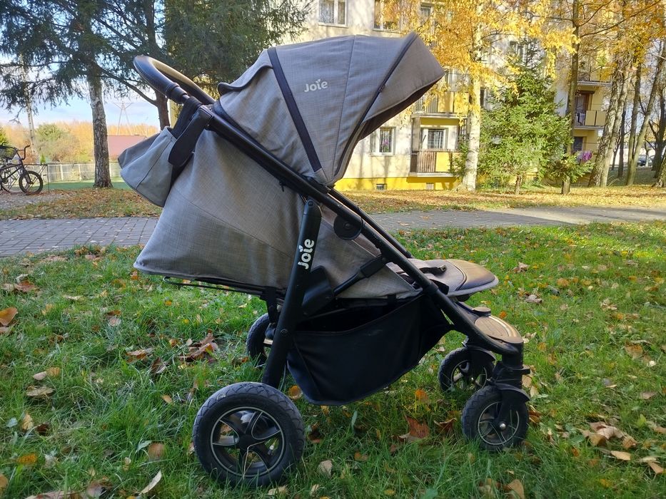 Wózek Joie spacerowy