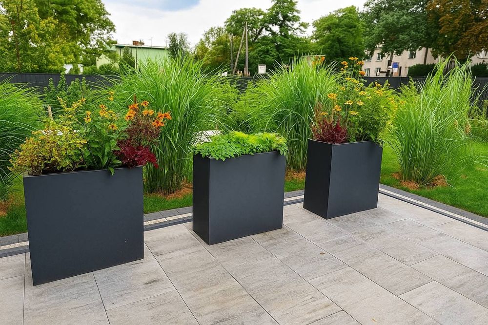 Donica betonowa doniczka ogrodowa donice tarasowa beton architektonicz