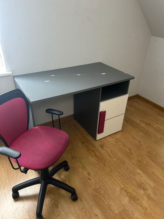 Meble do pokoju dziecięcego/młodzieżowego