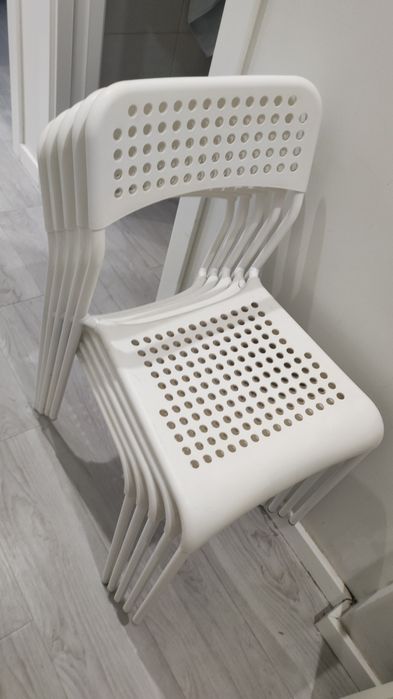5 Cadeiras branca  ikea Adde
