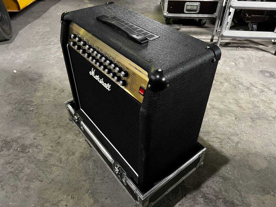 Комбопідсилювач Marshall Valvestate AVT150 з футсвічем