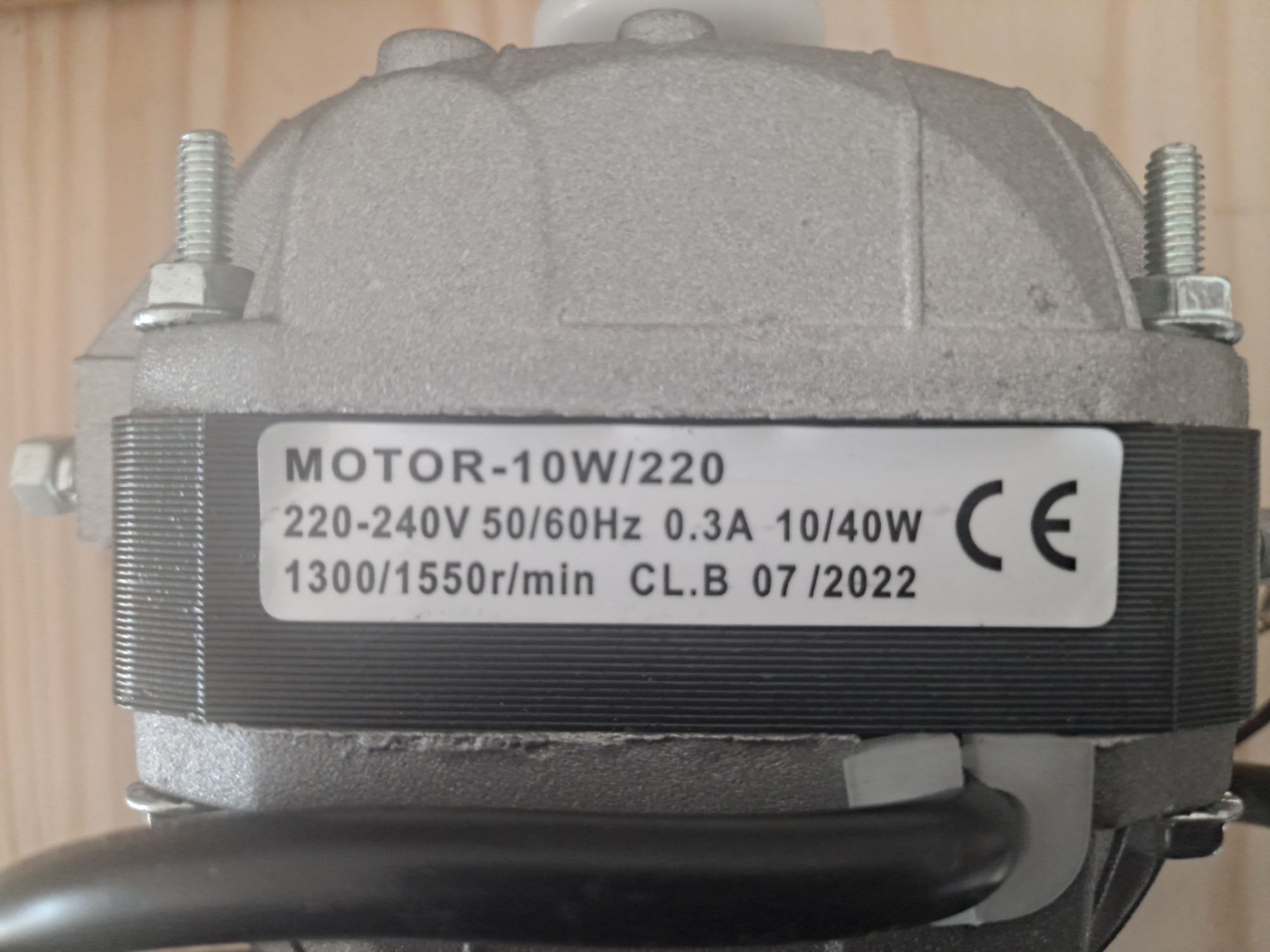 4 Unidades MotoVentilador CL.B 10/40W 230V