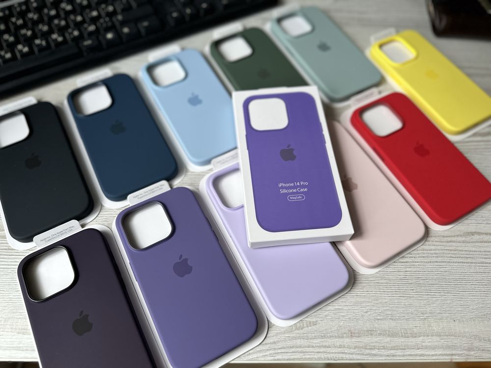 Силиконовый чехол для iPhone 14 Pro / 14 Pro Max Silicone Case