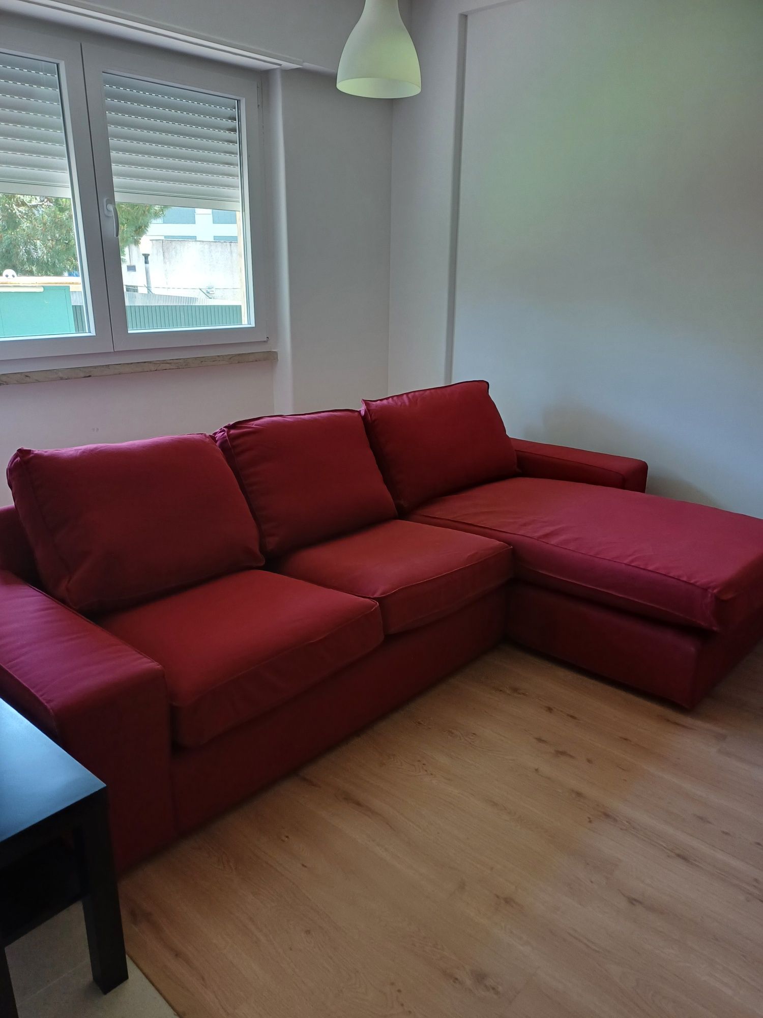 Sofá KIVIK IKEA 4 lugares com chaise longue
Usado como novo - estrutur
