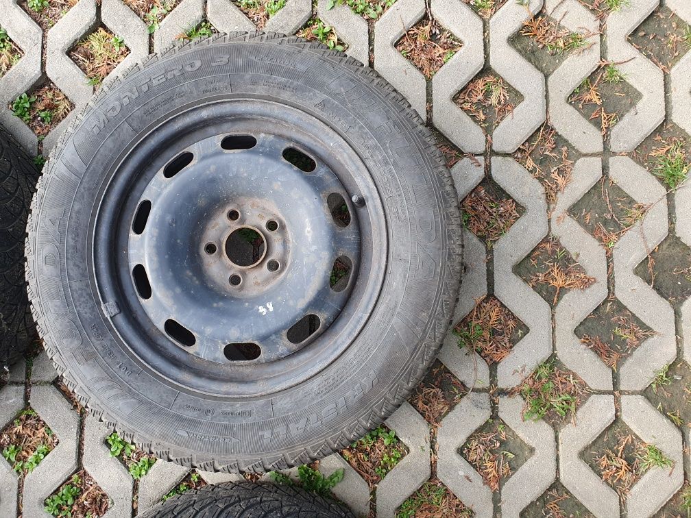 Opony zimowe z felgami 5x100 r15 Audi A3, Golf IV