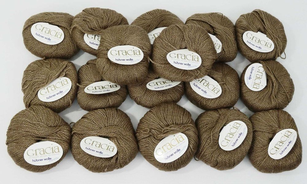 68.Włóczka Gracia 40%Wełna 30%Alpaka 30%Jedwab zestaw 340g
