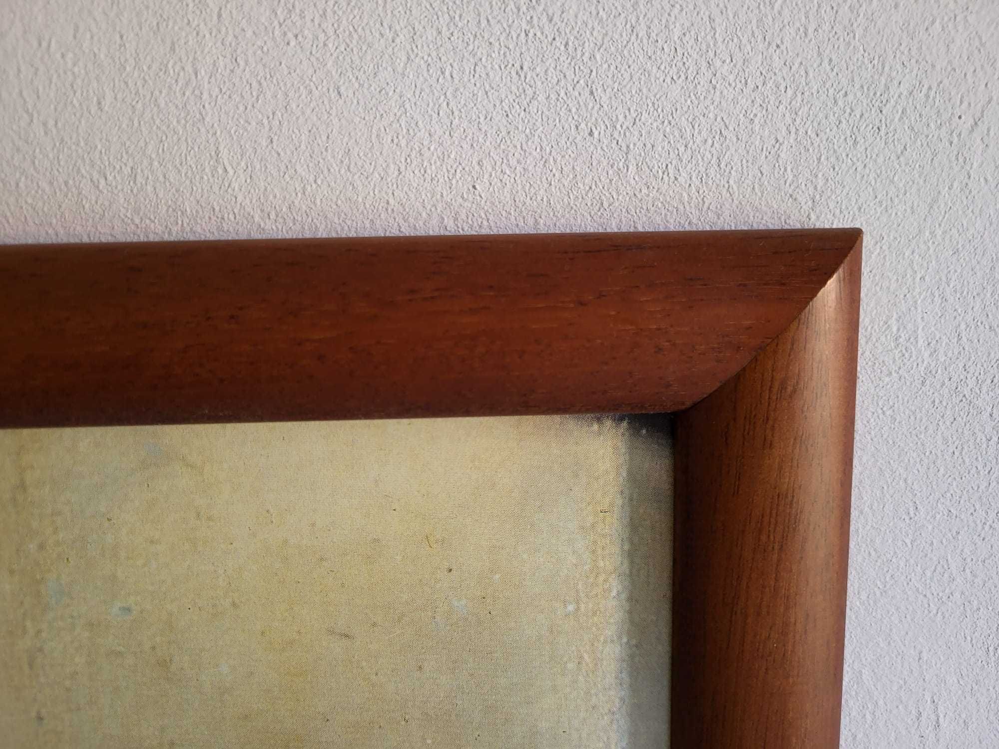 Moldura em Madeira com vidro anti - reflexo