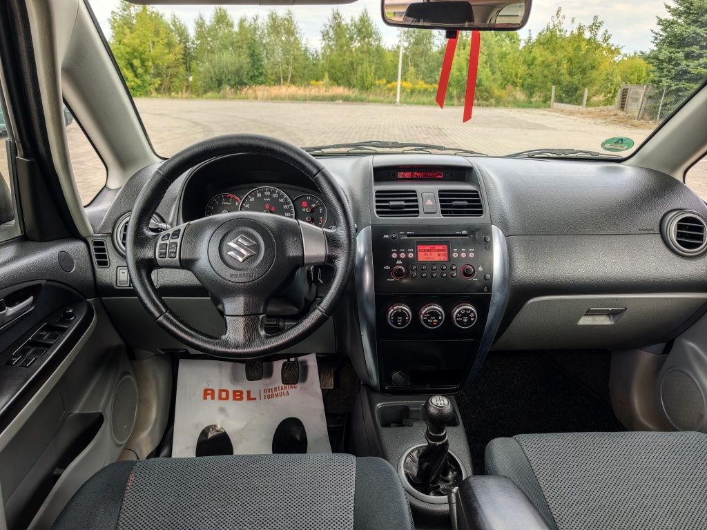 Suzuki SX4 1.6 Benzyna 107 KM 4x4 2007r 155 tys Nawigacja Climatronic