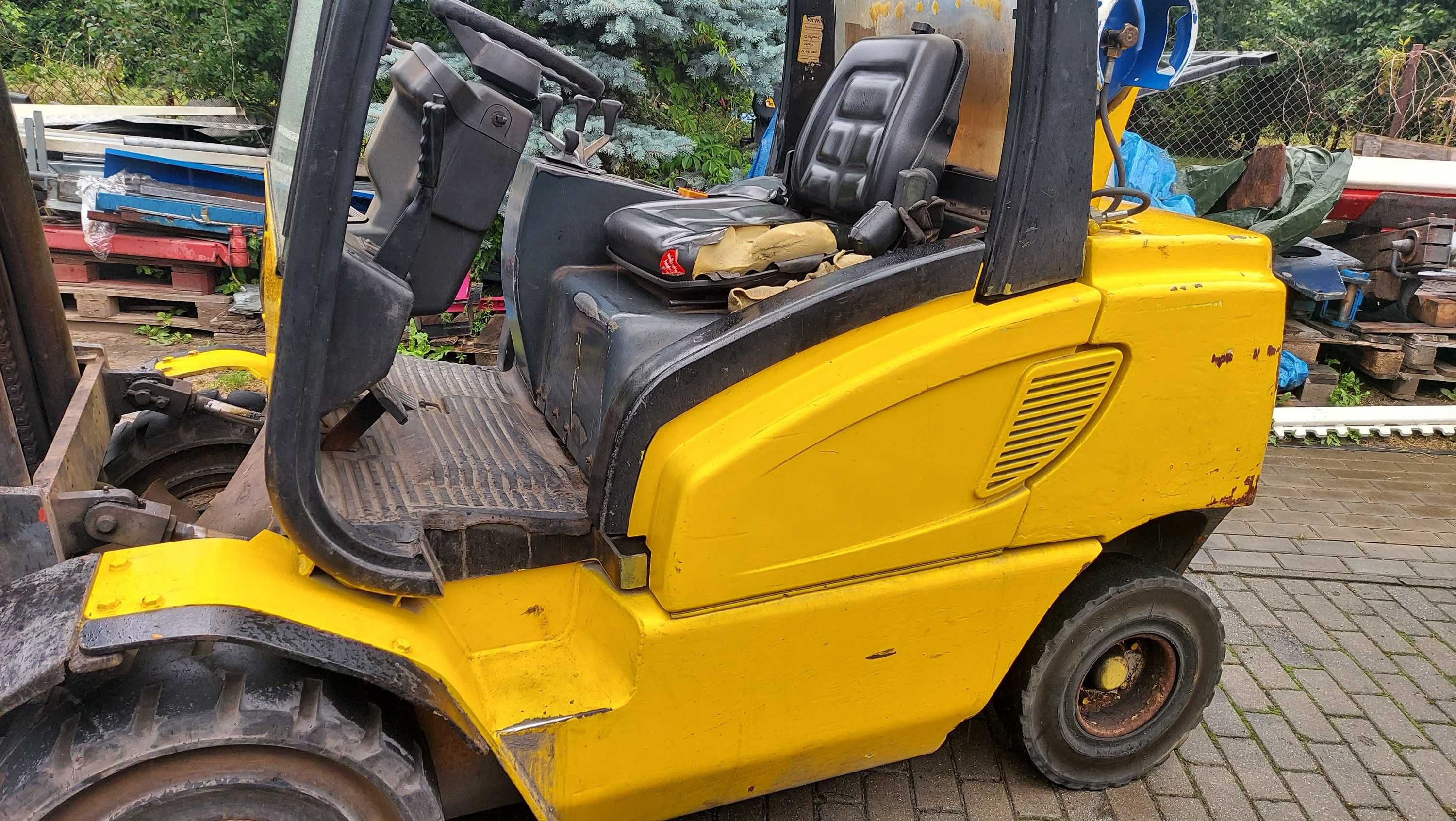 Wózek widłowy Jungheinrich TFG 30 LPG    3000 kg