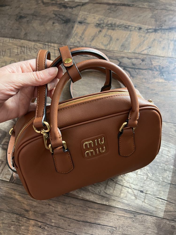 Torebka miu miu carmel