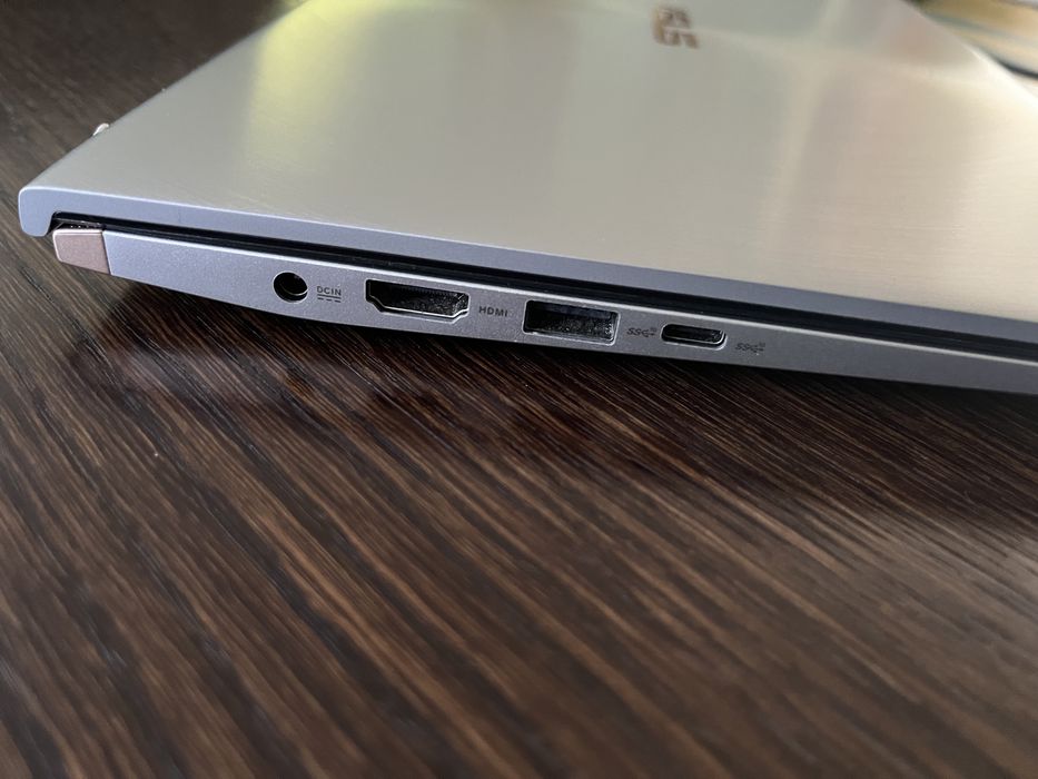 Ноутбук Asus ZenBook