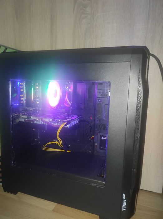 Komputer Xeon E3 1231 v3/ RX 580 8gb/ 16gb/ SSD 512gb/ 550W