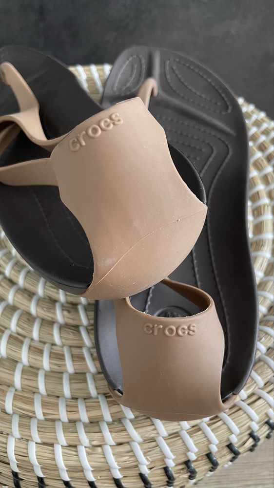 Crocs japonki Sexi Flip Bronze/Espresso W10 41/42