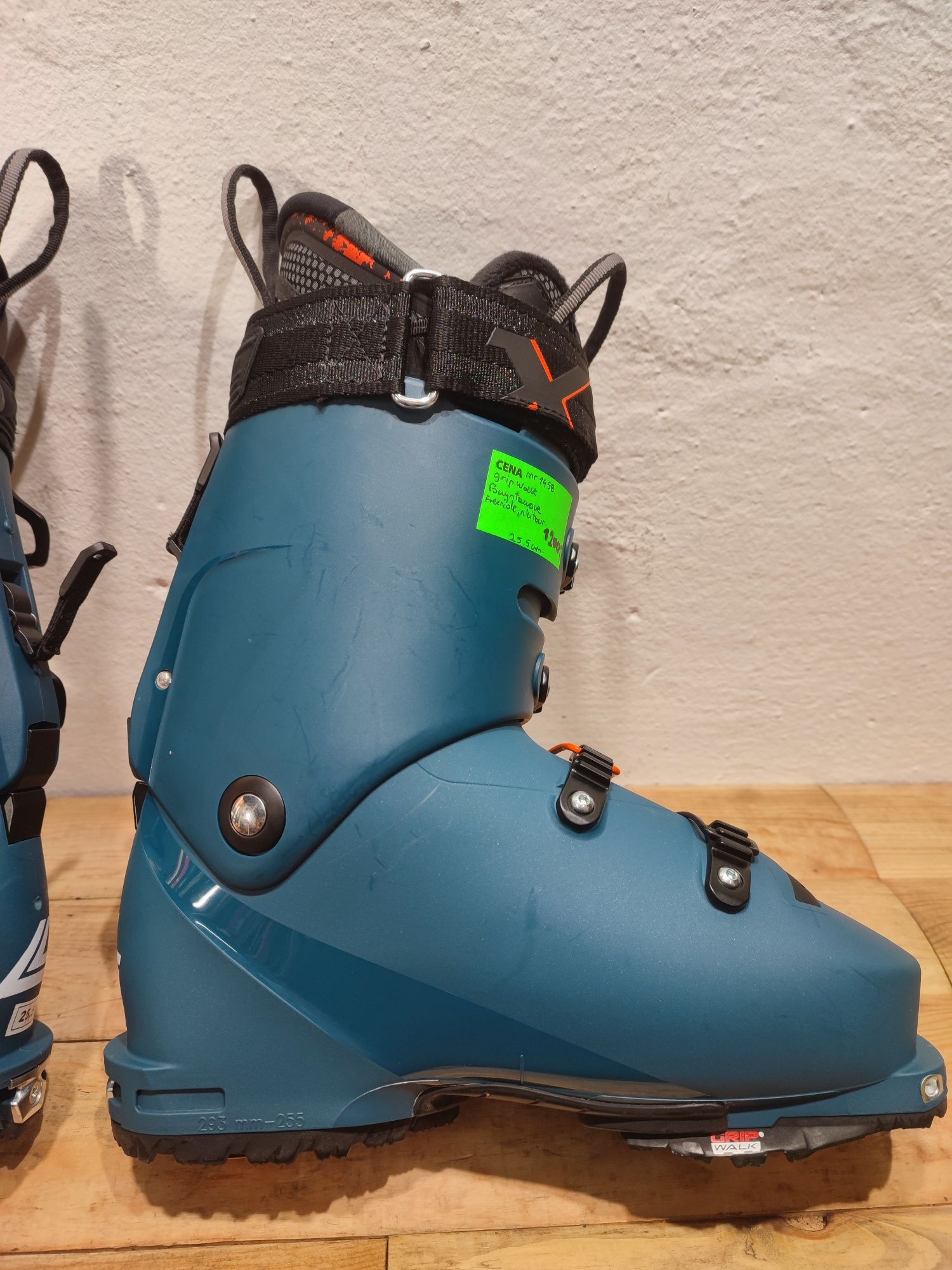 Nr 1458 U niwersalne buty narciarskie Lange XT3 130 , 25.5